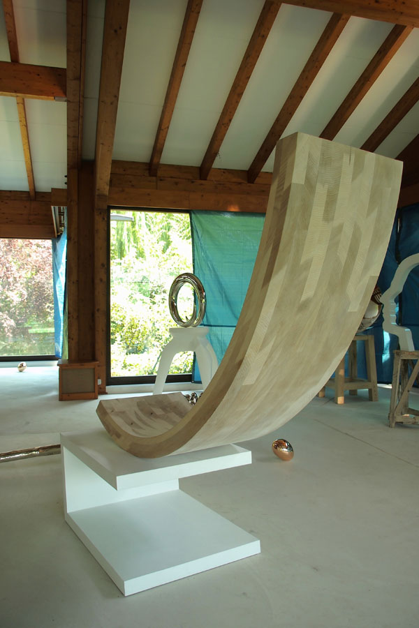 Prasto, Sculpture-chair©, 2012; Wood, lead, iron, car paint, 210x60x190 cm