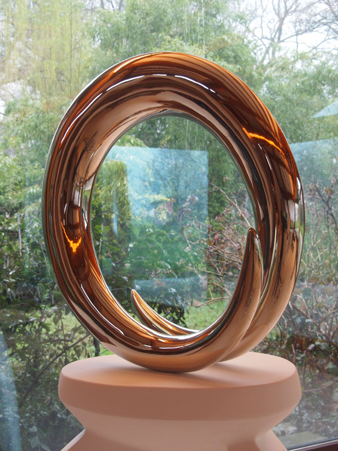Prasto, Africa©, 2013; White bronze, lead, ceramic plaster, 175,48,70 cm